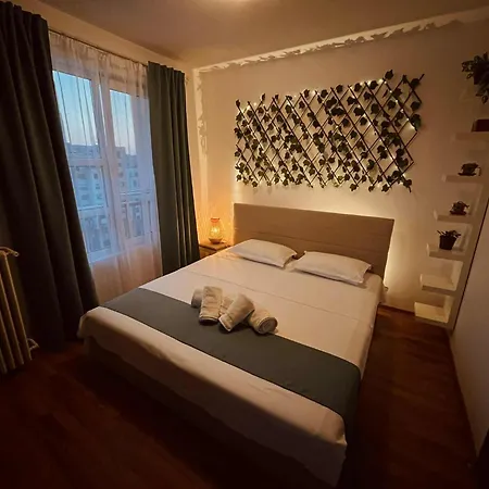 View - - Location Apartment *